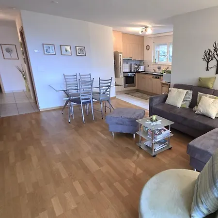 Anessa 26 - Neuwertig, Super Aussicht لوكباد