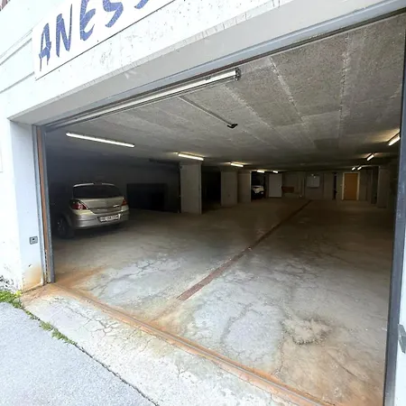 Anessa 26 - Neuwertig, Super Aussicht شقة لوكباد